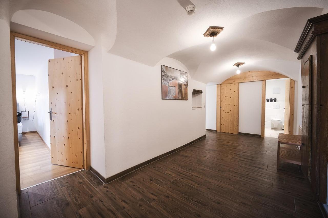 Berghotel Basur - Das Schihotel Am Arlberg Flirsch Bagian luar foto