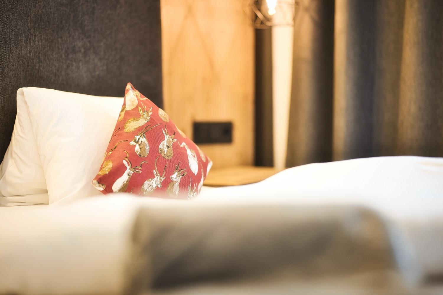 Berghotel Basur - Das Schihotel Am Arlberg Flirsch Bagian luar foto